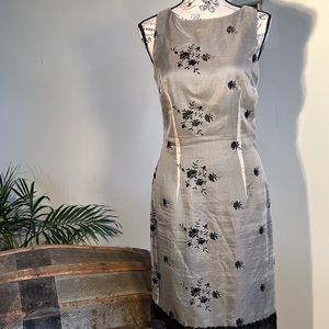 Cocktail Dress Nicole Miller Elegant Size 4 Grey Silk